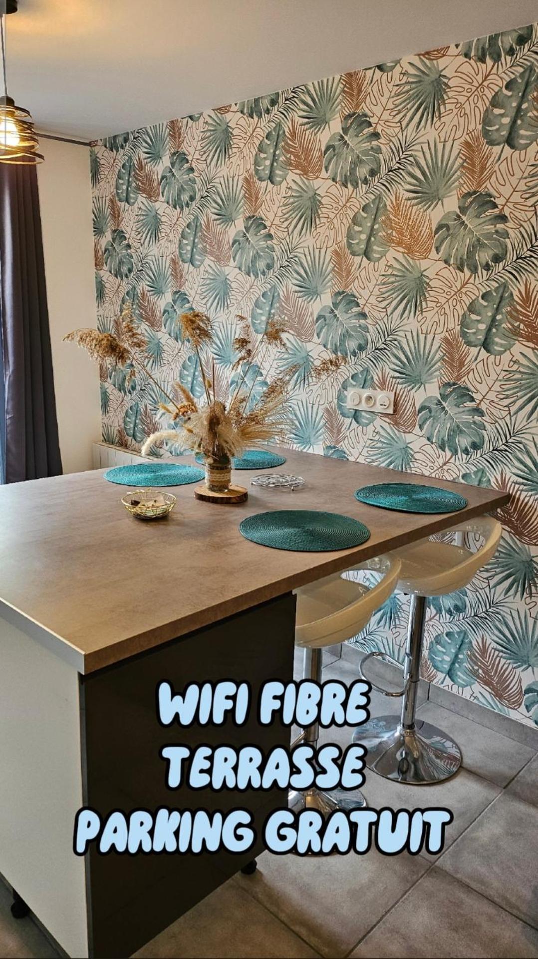 Au Champ Fleuri Apartment Bracieux Bagian luar foto