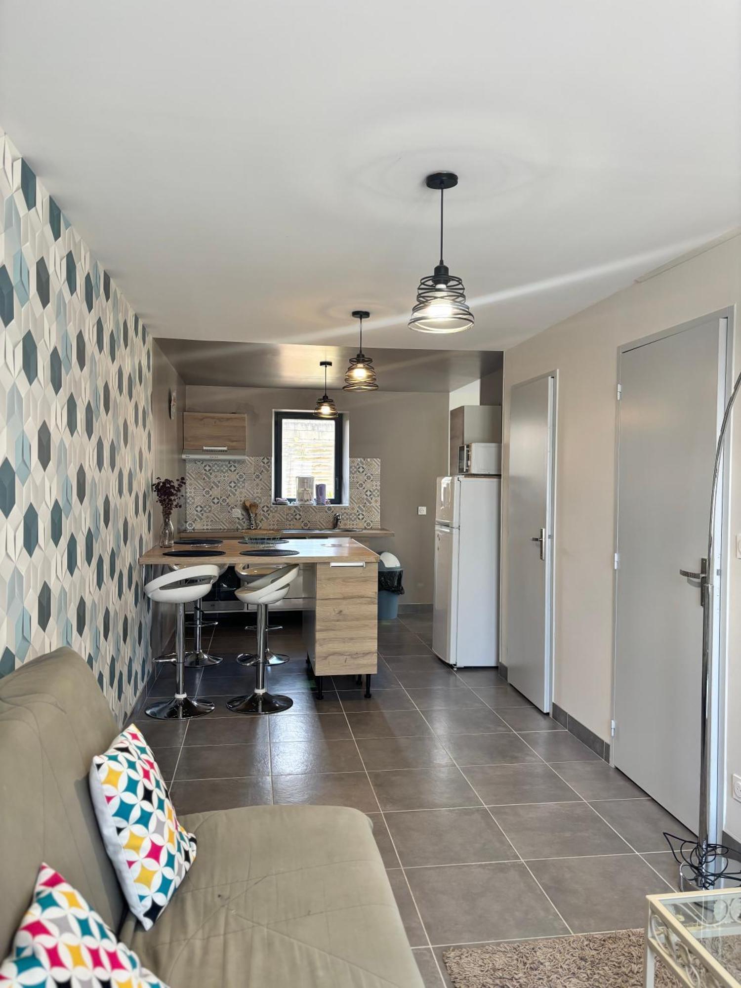 Au Champ Fleuri Apartment Bracieux Bagian luar foto
